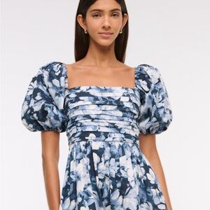 Abercrombie & Fitch Blue Floral Puff Sleeve Dress, Size medium petite